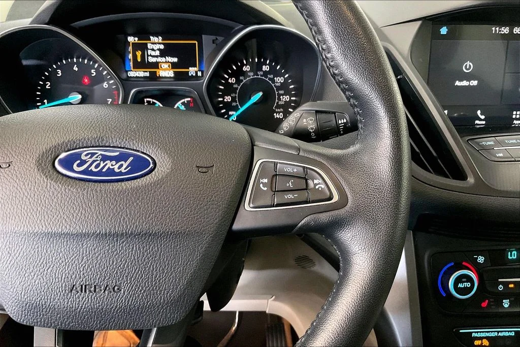 Used 2019 White Ford SEL image 19