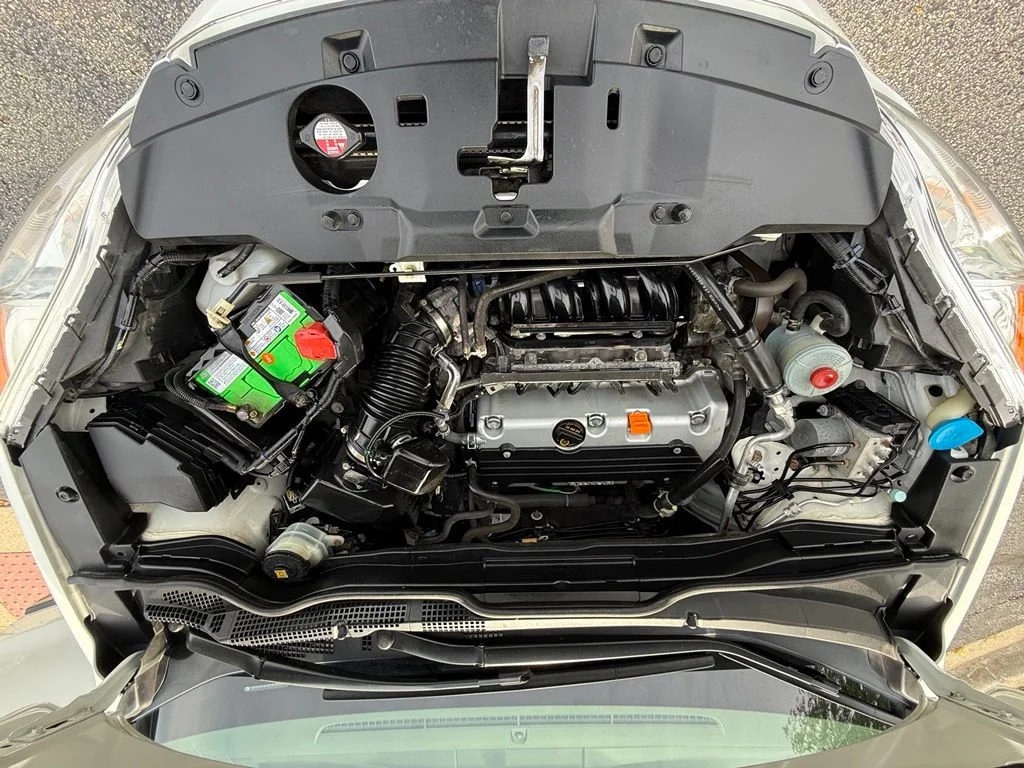 Used 2011  Honda EX image 25