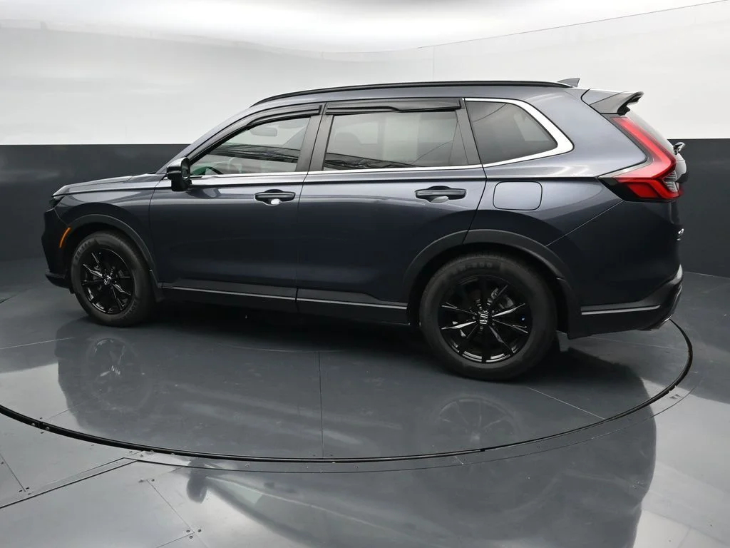 Used 2024  Honda Sport image 5