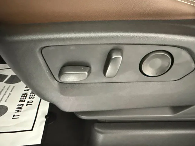 Used 2021 Beige Chevrolet High Country image 18