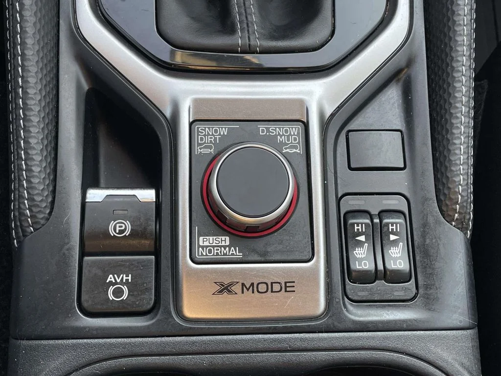 Used 2019 Crystal Black Silica Subaru Limited image 22
