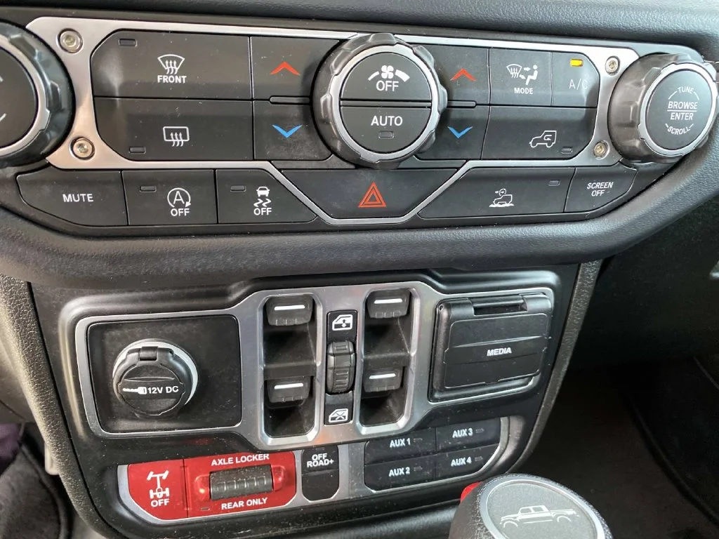 Certified Used 2026 Gray Jeep Mojave image 16