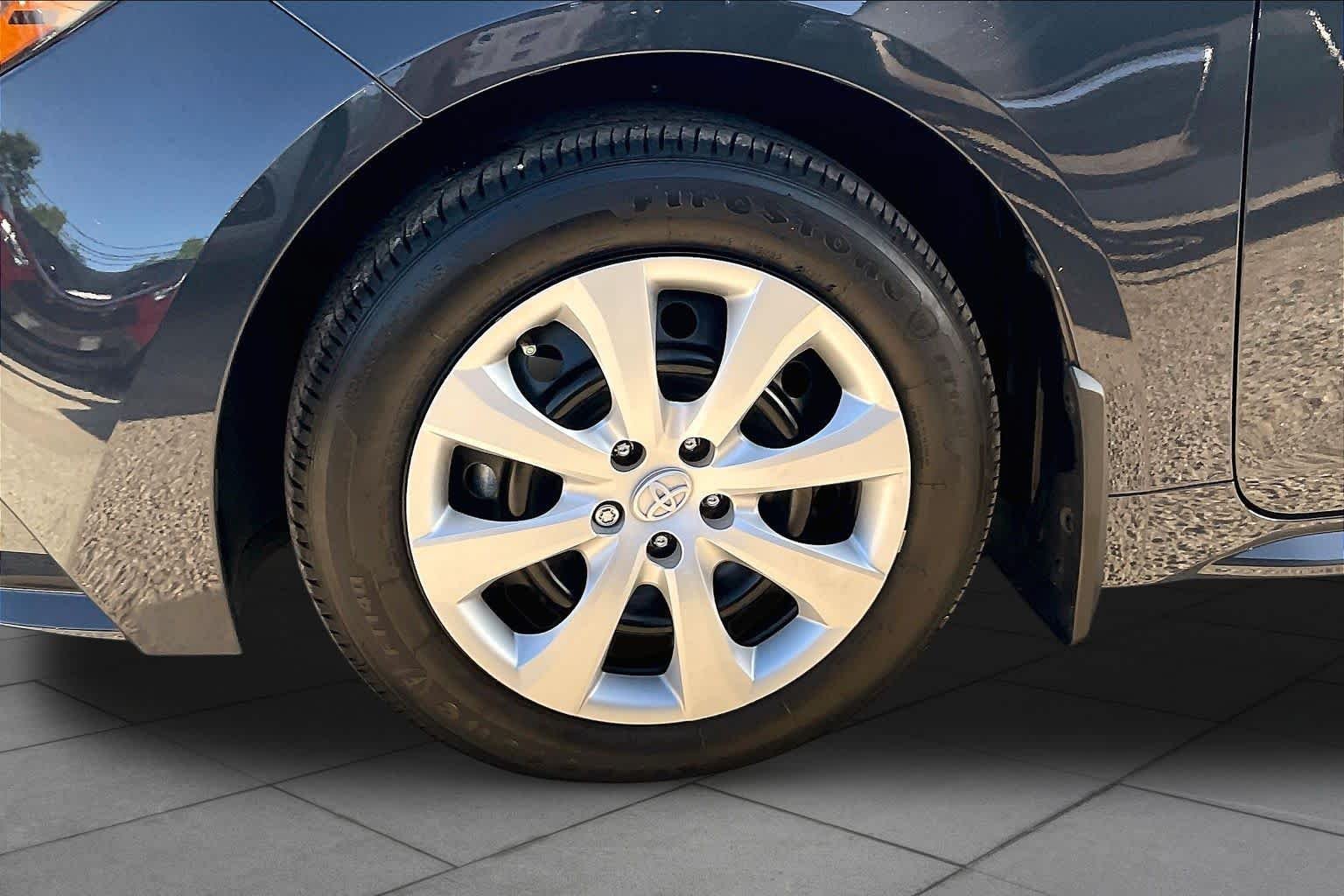 Used 2026 Underground Toyota LE image 11