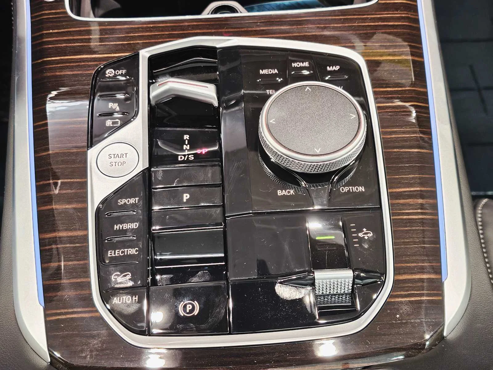 2026 BMW X5 50e - Photo 18