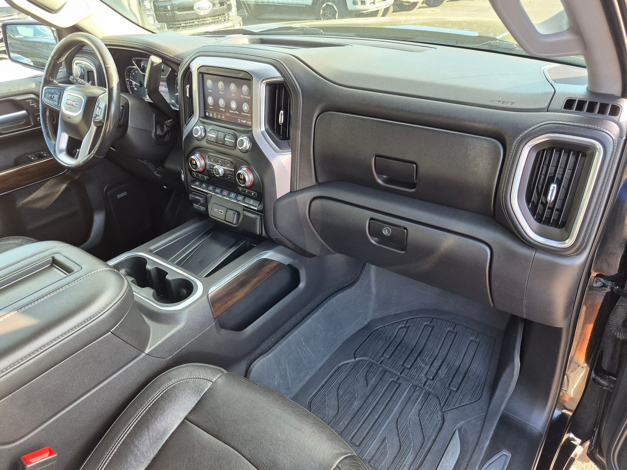 Used 2020 Onyx Black GMC SLT image 32