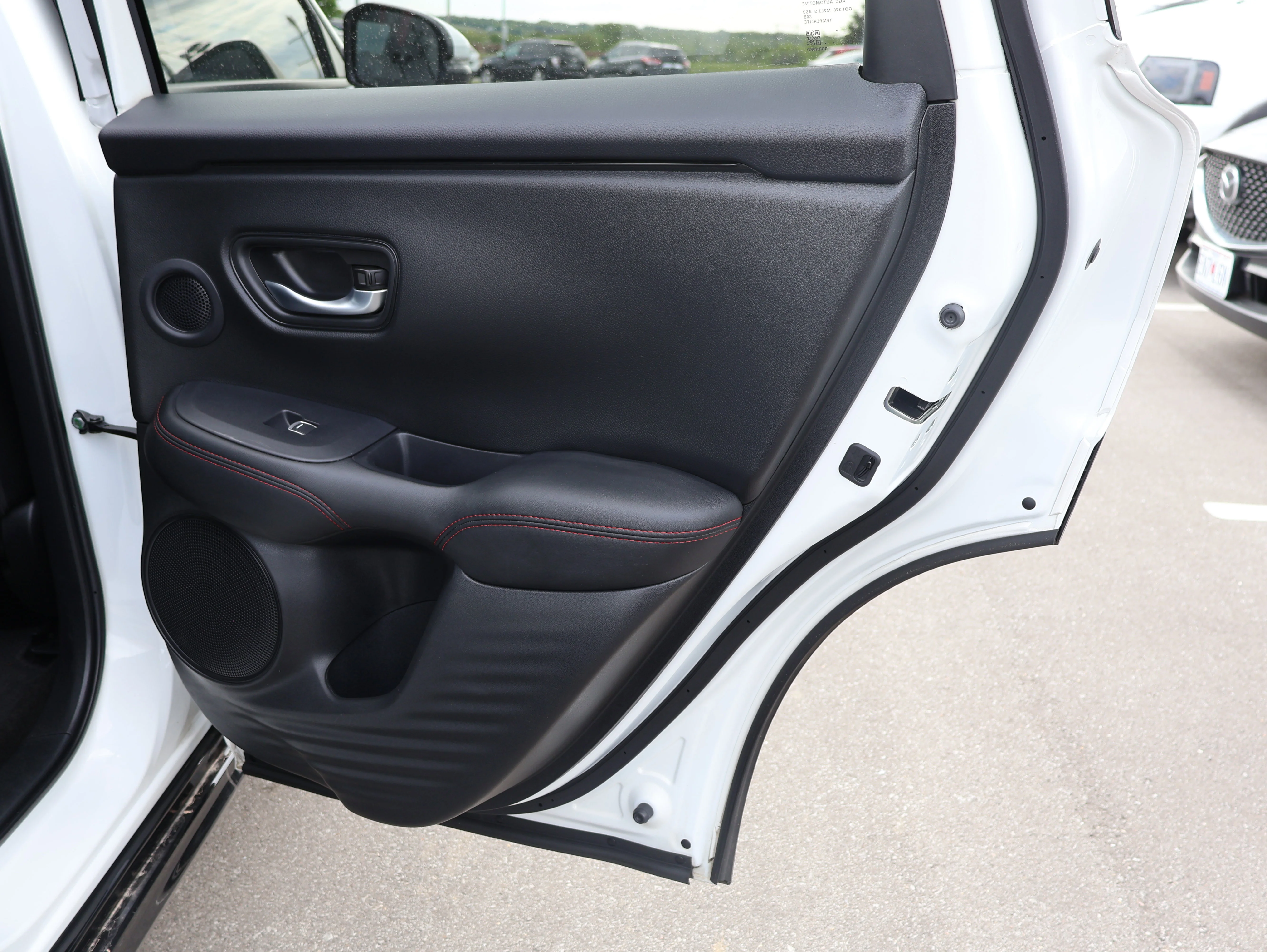 Used 2025 Platinum White Pearl Acura w/A-Spec Package image 14