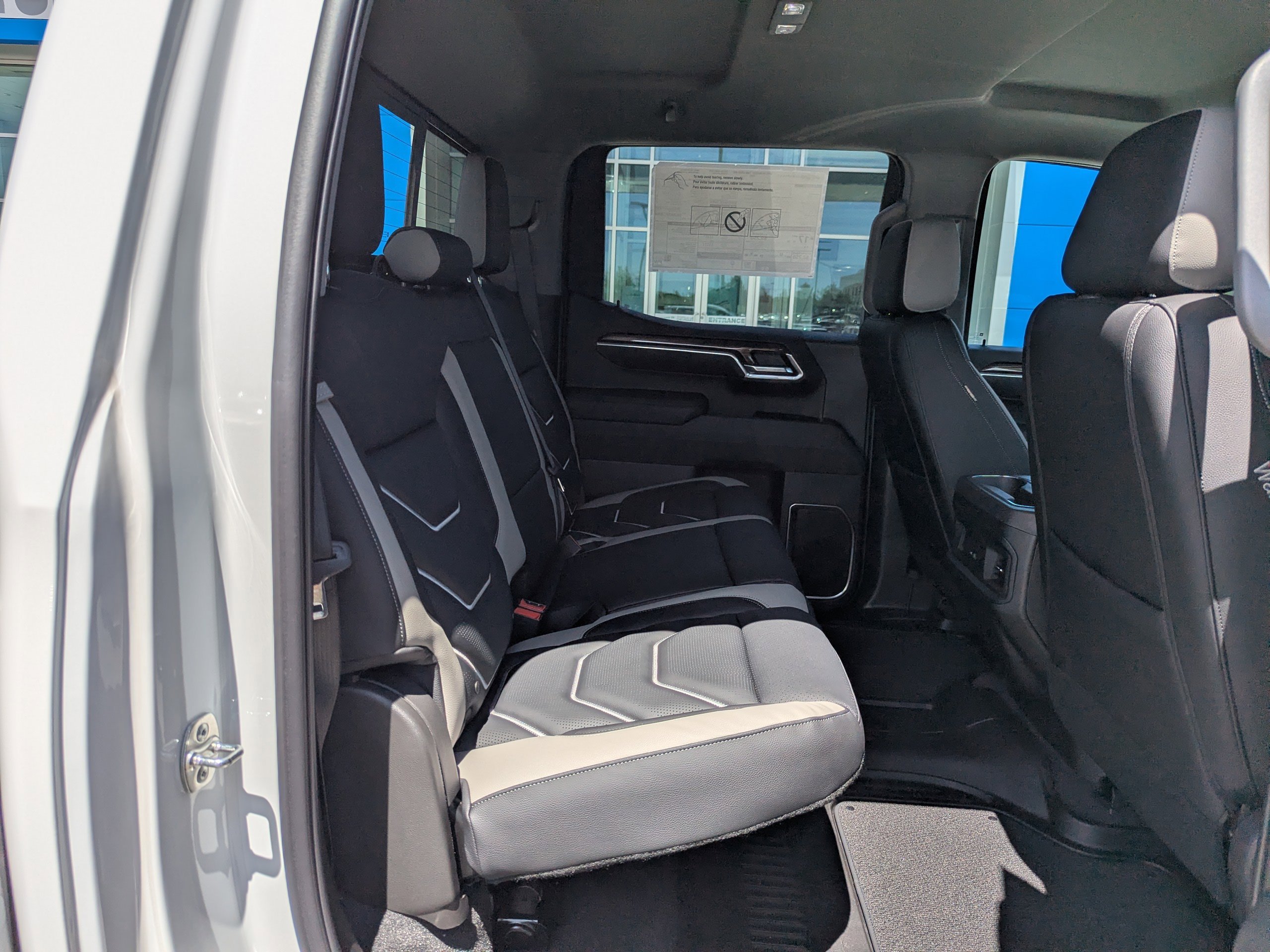 2025 Chevrolet Silverado 1500 RST - Photo 39