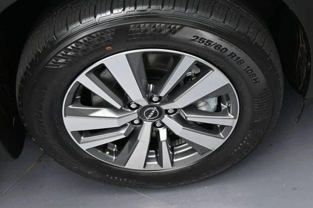 New 2026 Black Nissan SL image 30