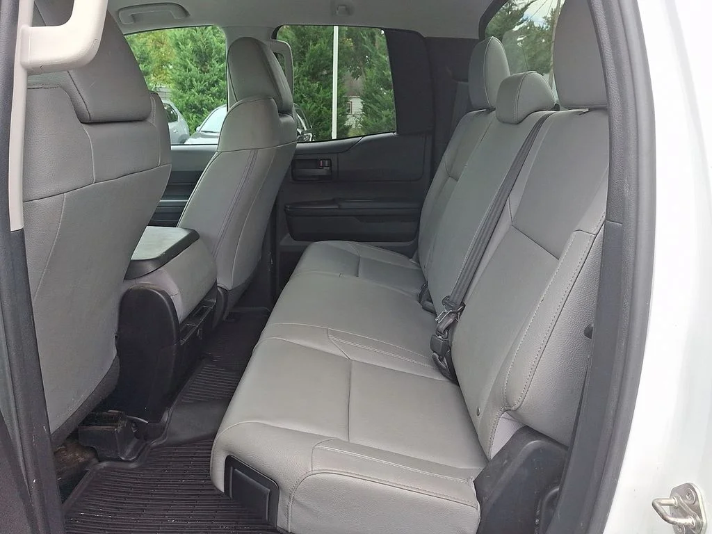 Used 2019 White Toyota SR image 10