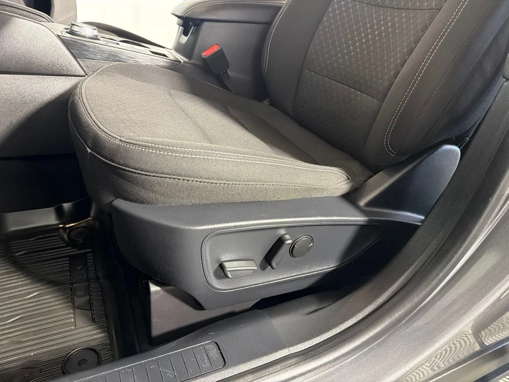 Used 2024 Gray Ford Active image 11