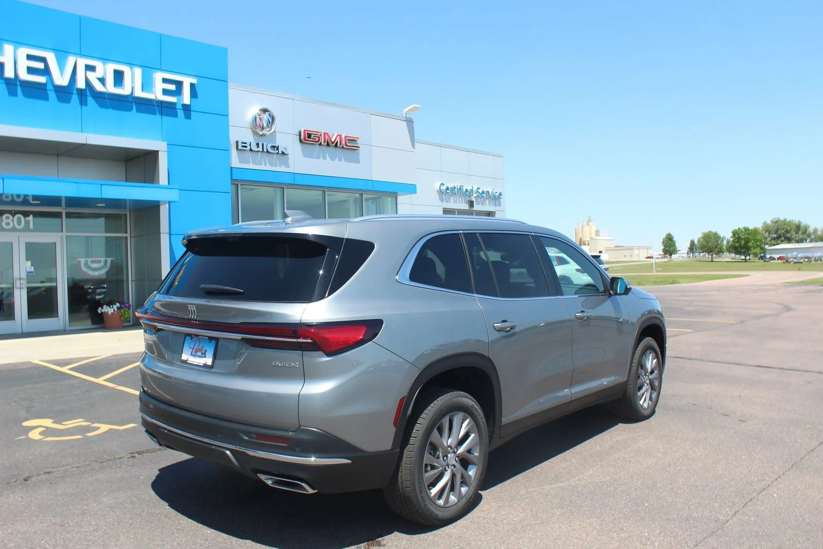 2026 Buick Enclave Preferred - Photo 2
