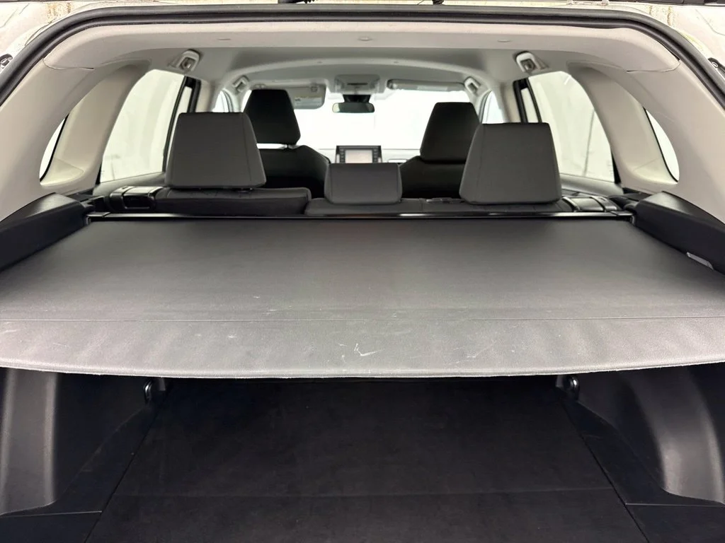 Used 2021 Super White Toyota XLE image 9