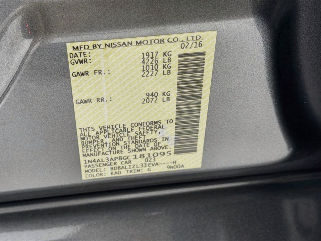 Used 2016 Gun Metallic Nissan 4dr Sedan I4 2.5 SV image 32