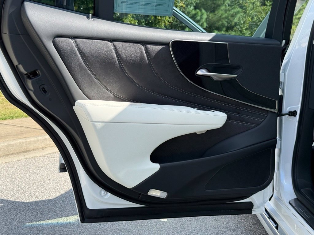 Certified Used 2023 EMINENT WHITE PEARL Lexus 500 image 25