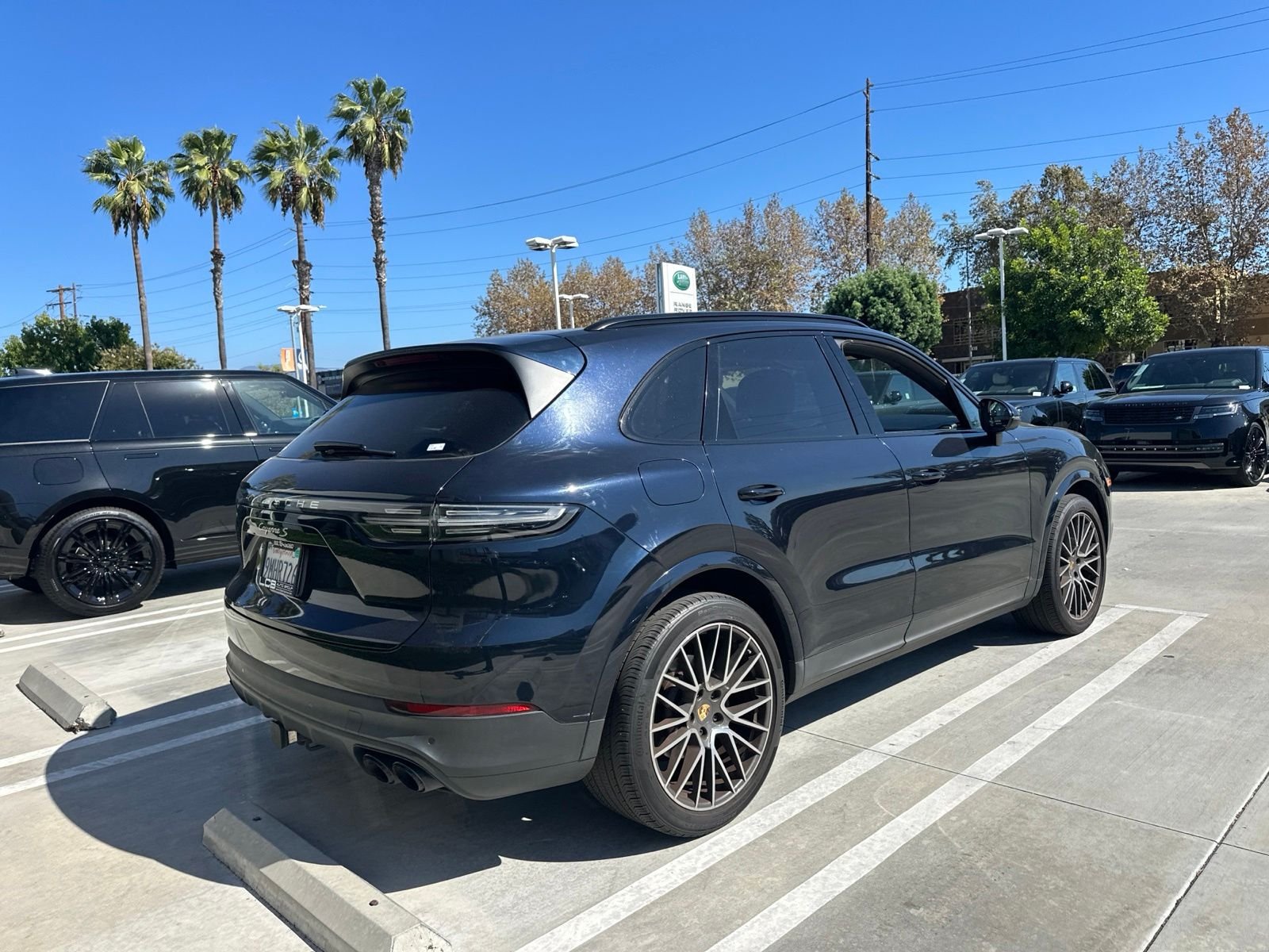 Used 2021 Moonlight Blue Metallic Porsche S image 3