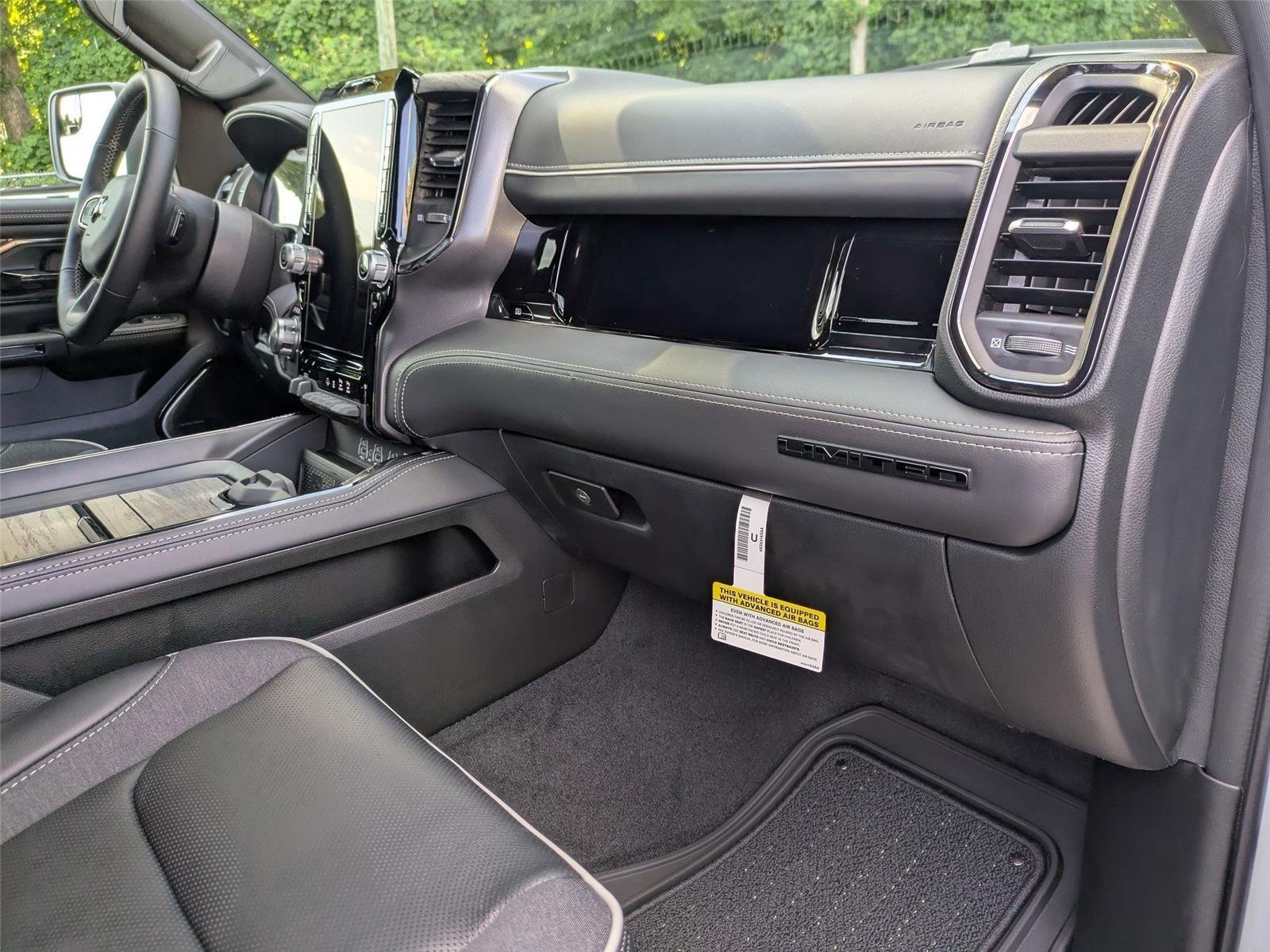 2026 RAM 1500 Limited - Photo 20