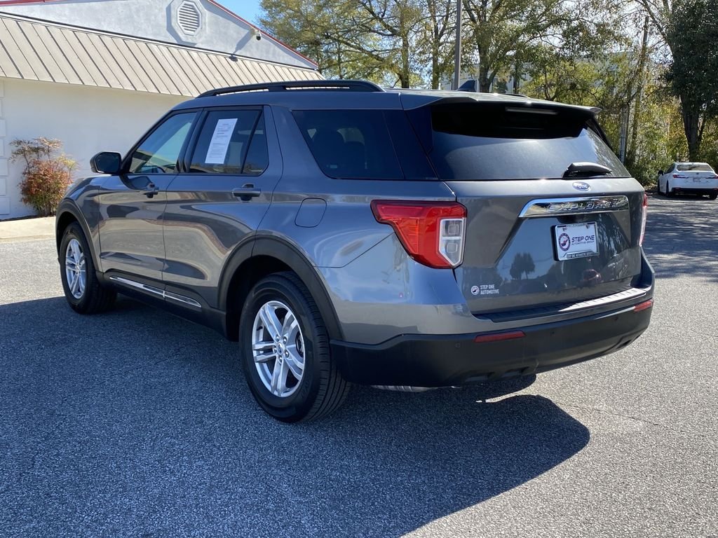 Used 2024 Gray Ford XLT image 8