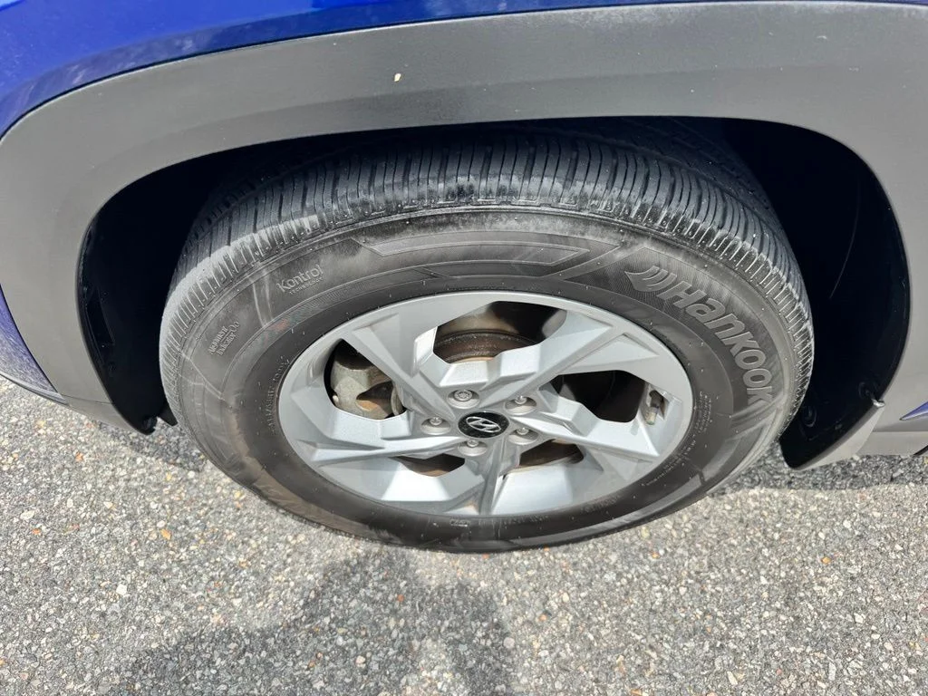 Used 2022 Blue Hyundai SEL image 9