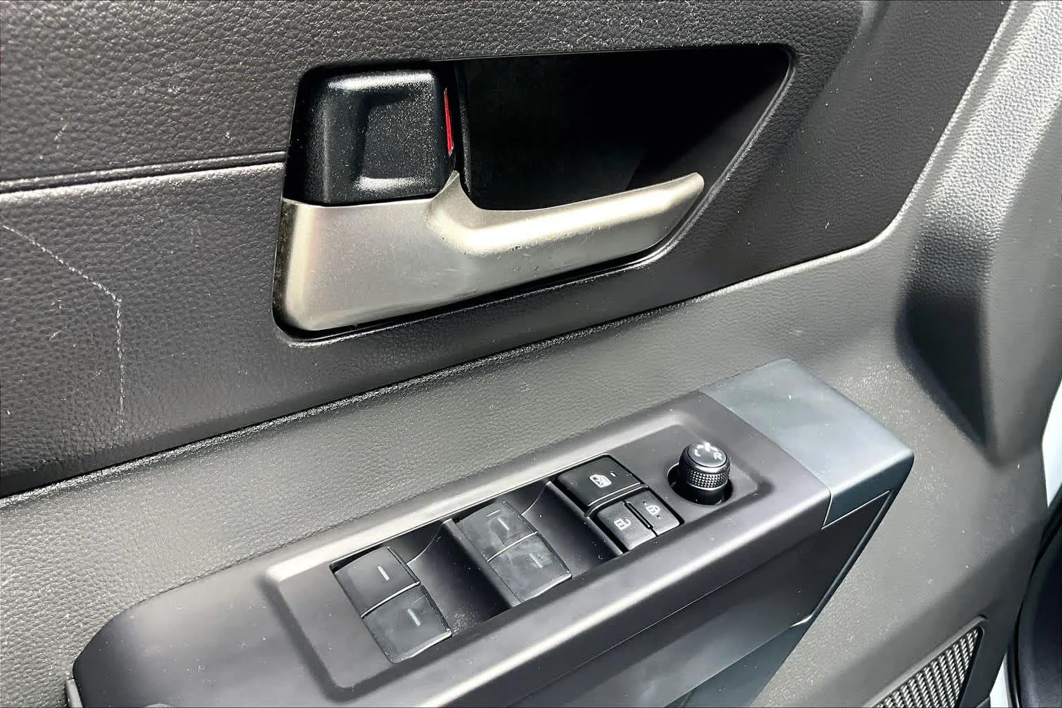 Certified Used 2024 Ice Cap Toyota SR5 image 31
