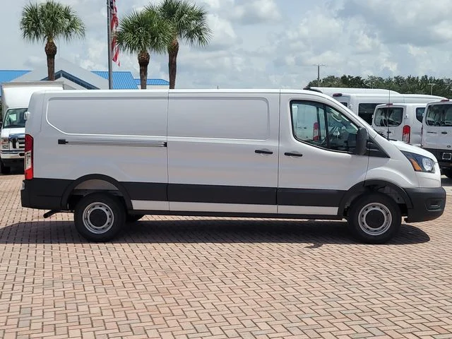 New 2026 Oxford White Ford Base image 4