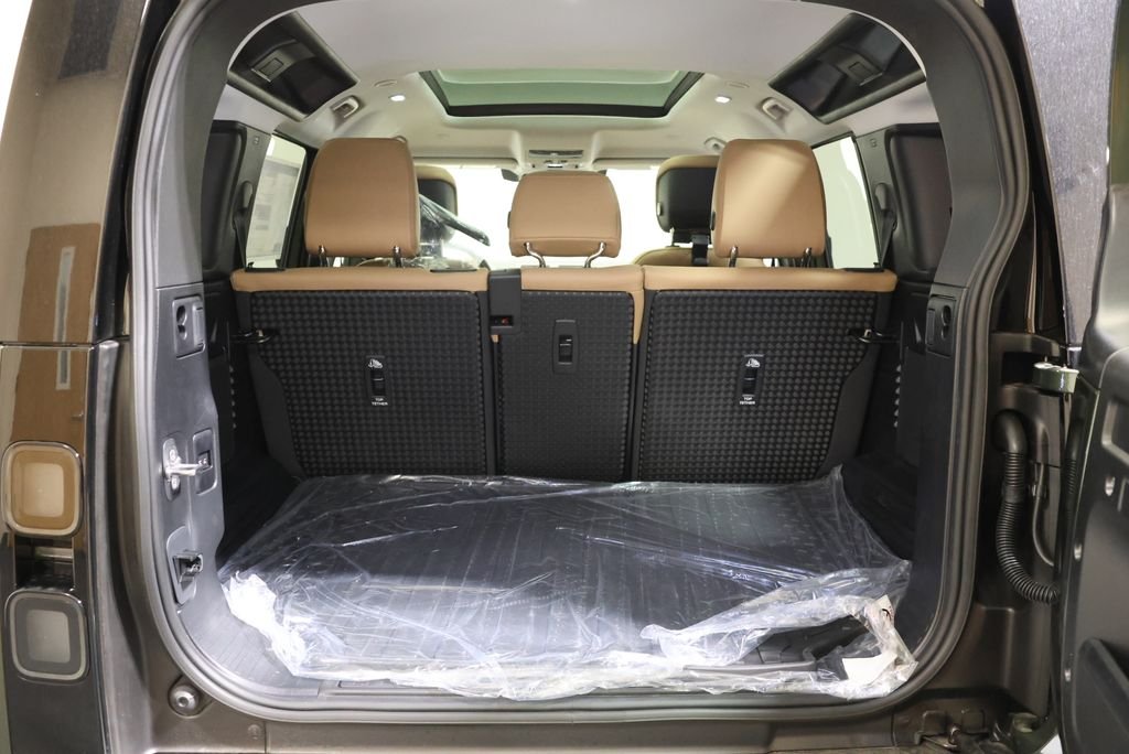 2026 Land Rover Defender S - Photo 46