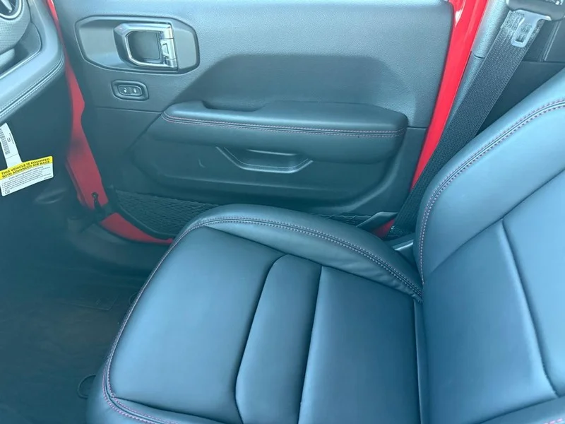 Used 2025 Firecracker Red Clearcoat Jeep Rubicon X 4 Door 4x4 image 23