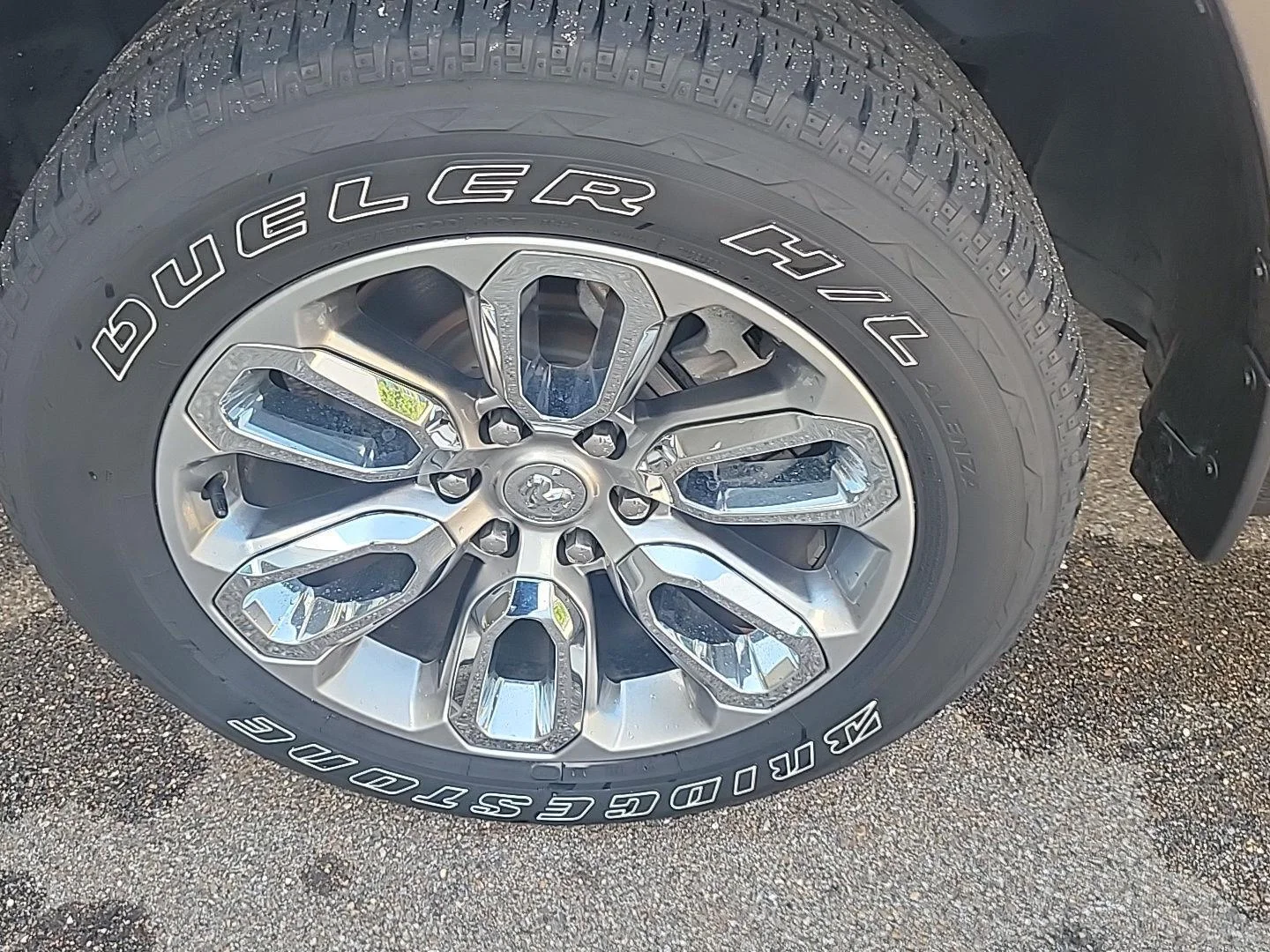 Used 2023 Granite Crystal Metallic Clearcoat Ram Laramie image 15