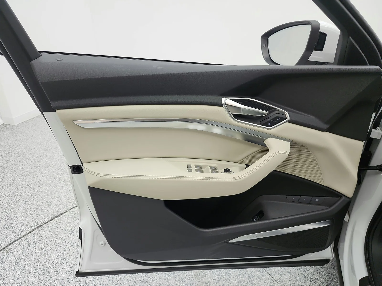 Used 2024 Glacier White Metallic Audi Premium Plus quattro image 14