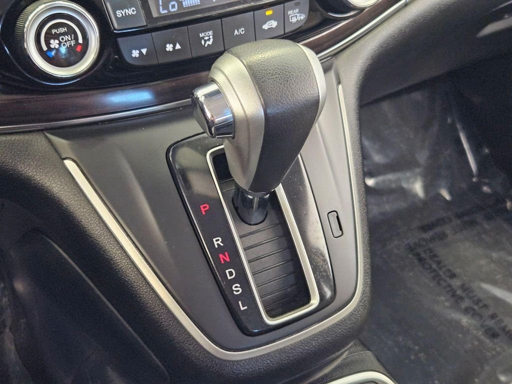Used 2015  Honda Touring image 20