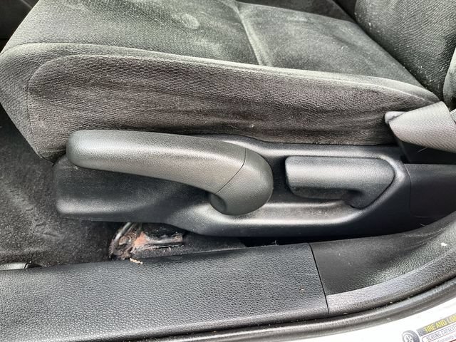 Used 2013 Silver Honda LX image 15