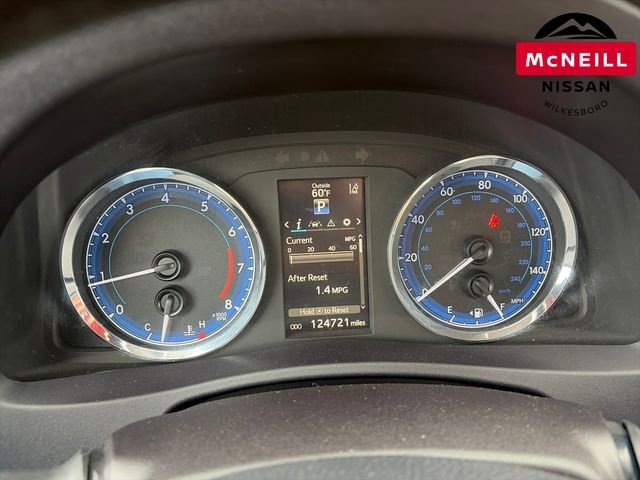 2017 Toyota Corolla SE - Photo 23