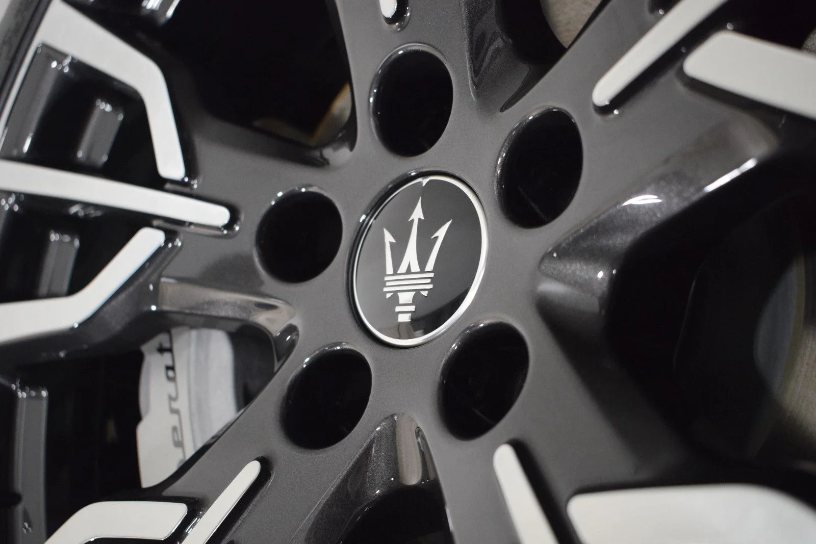 New 2025  Maserati  image 17