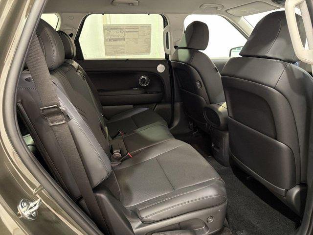 New 2026 Titan Green Hyundai SEL 8P image 19