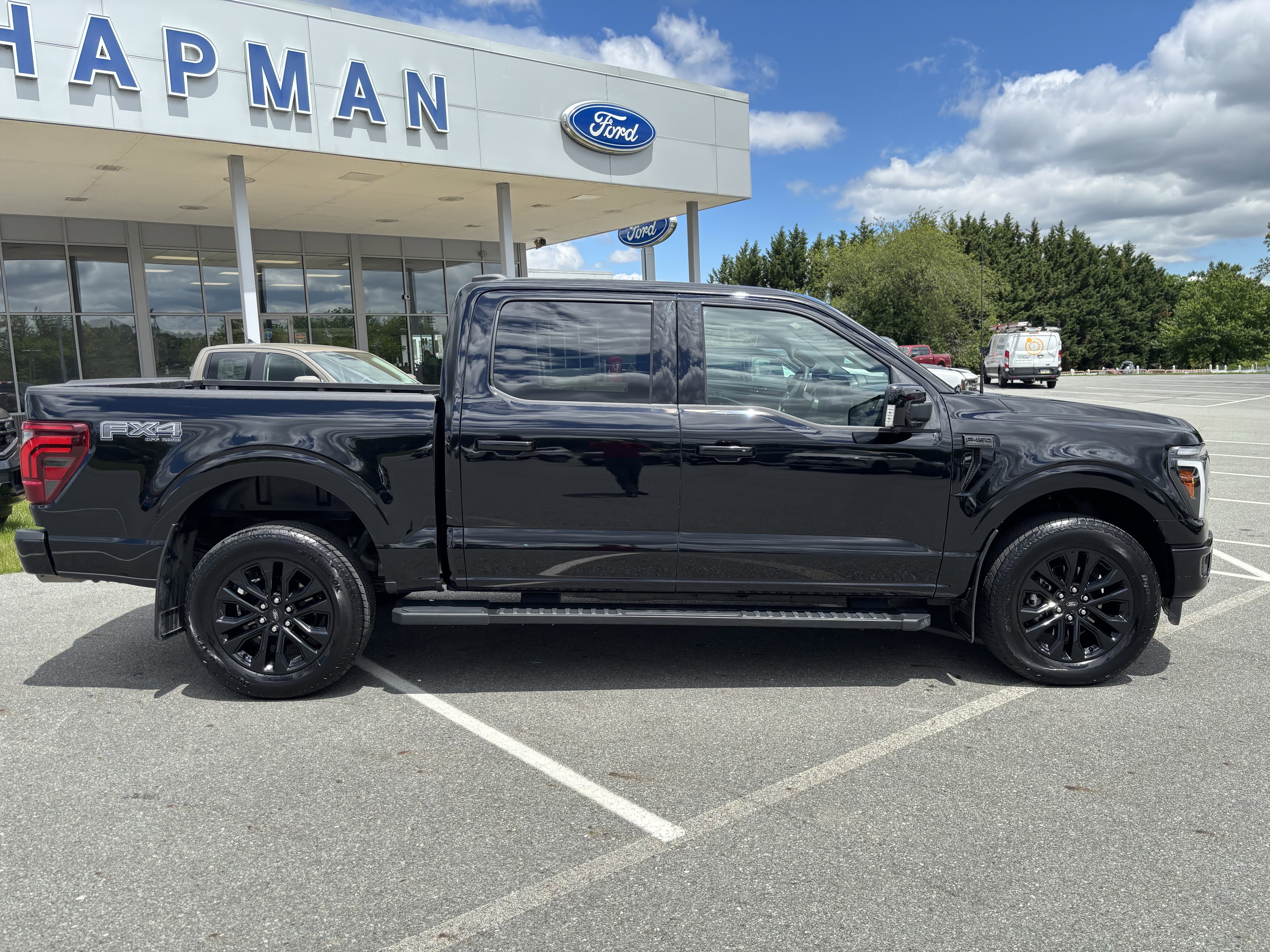 Used 2025 Black Ford LARIAT image 8