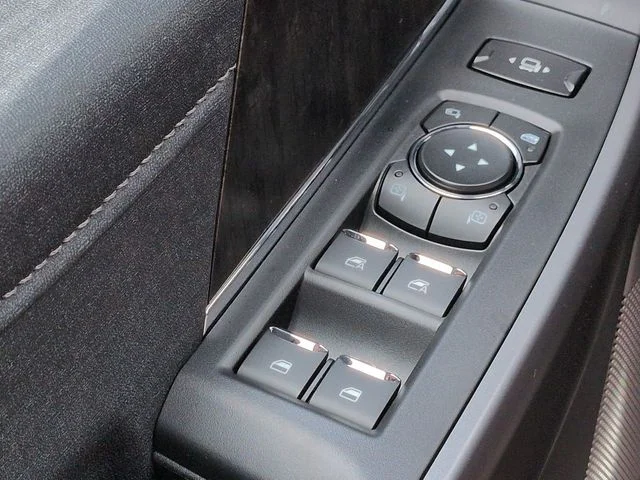 New 2026 Carbonized Gray Metallic Ford F-250® Lariat® image 23