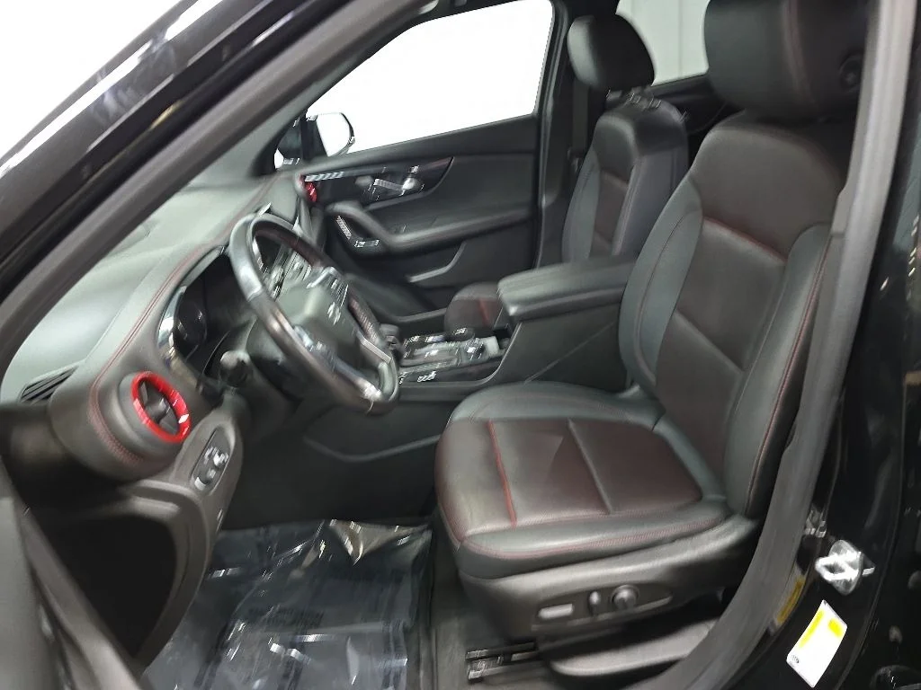 Used 2022 Black Chevrolet RS image 29