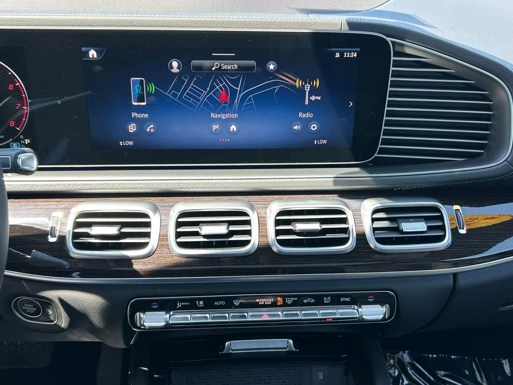 2025 Mercedes-Benz GLS Base - Photo 24