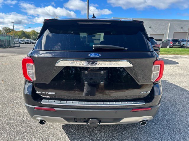 Used 2023 Black Ford Limited image 5
