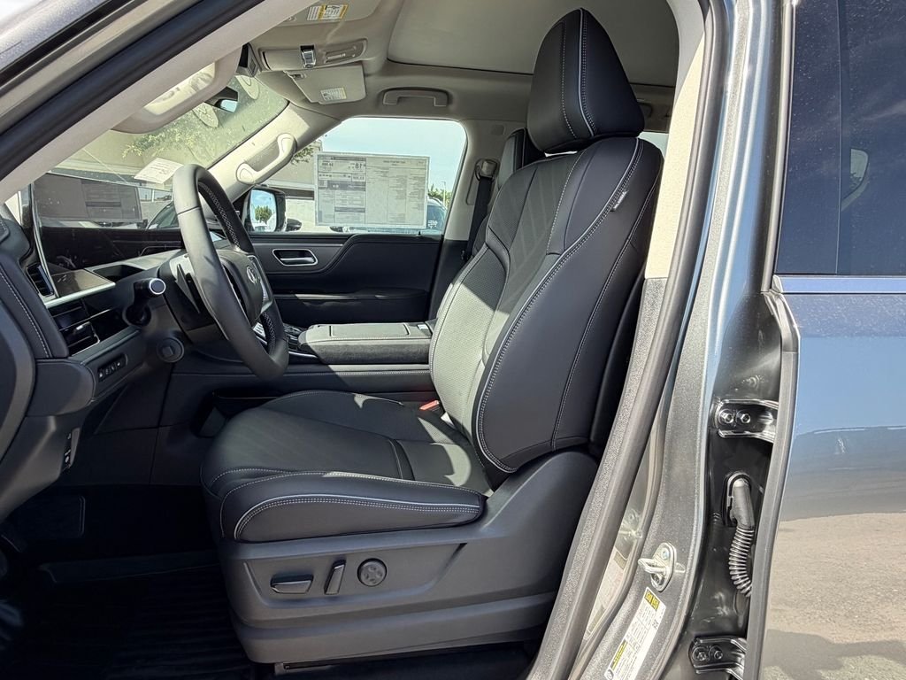 New 2027 DYNAMIC METAL INFINITI Luxe 2WD image 11
