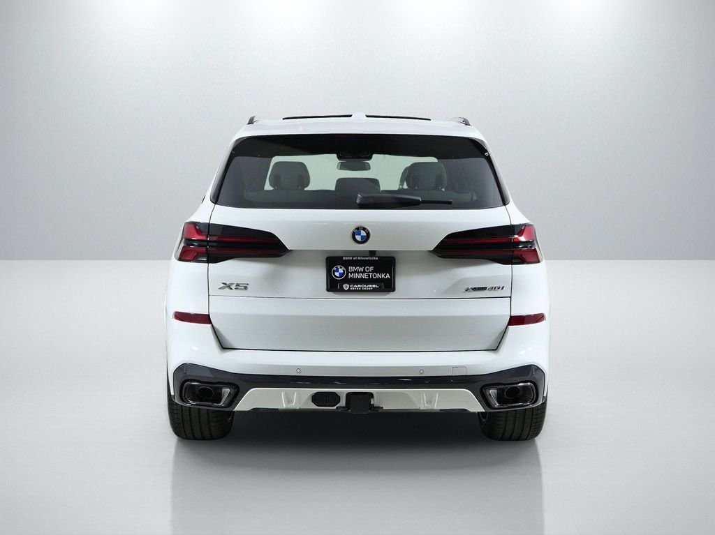 New 2026 Alpine White BMW xDrive40i image 10