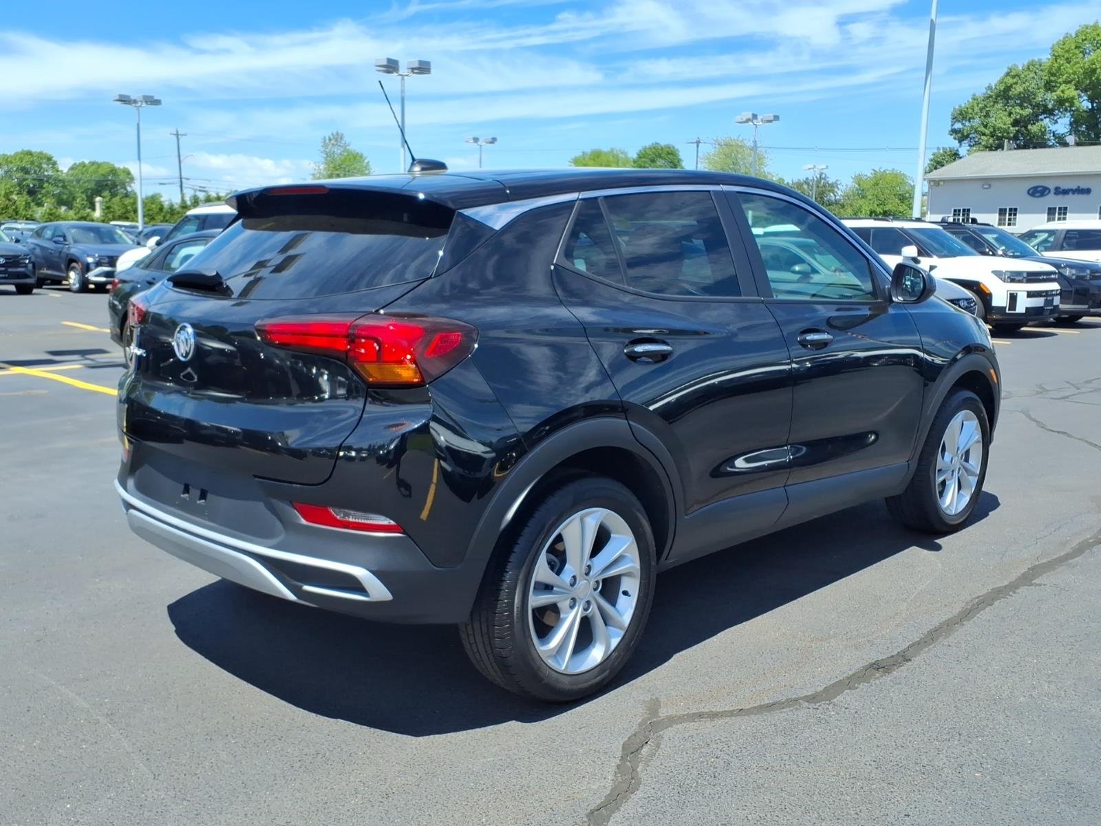 Used 2021 Ebony Twilight Metallic Buick Preferred image 5