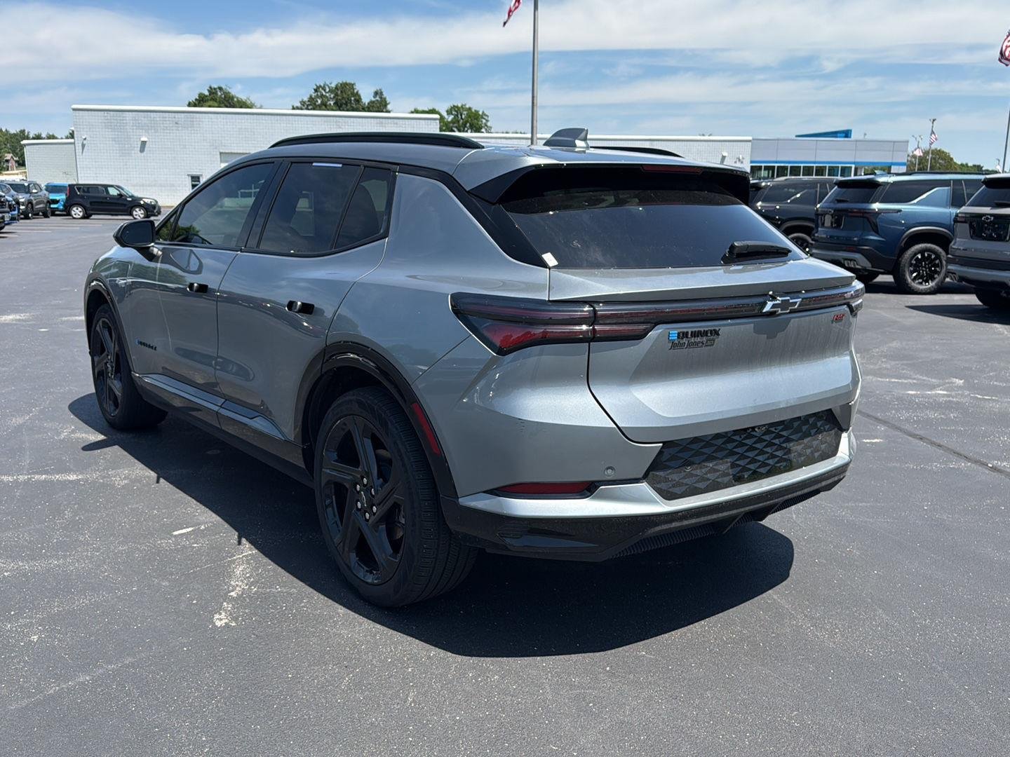 Used 2025 Sterling Gray Metallic Chevrolet RS image 17
