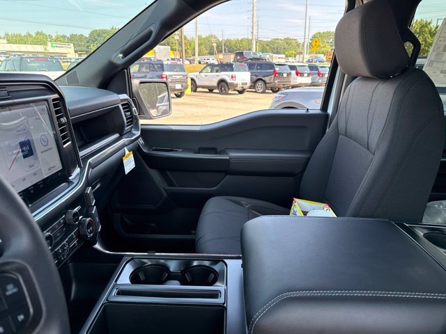 New 2026 Oxford White Ford STX image 24