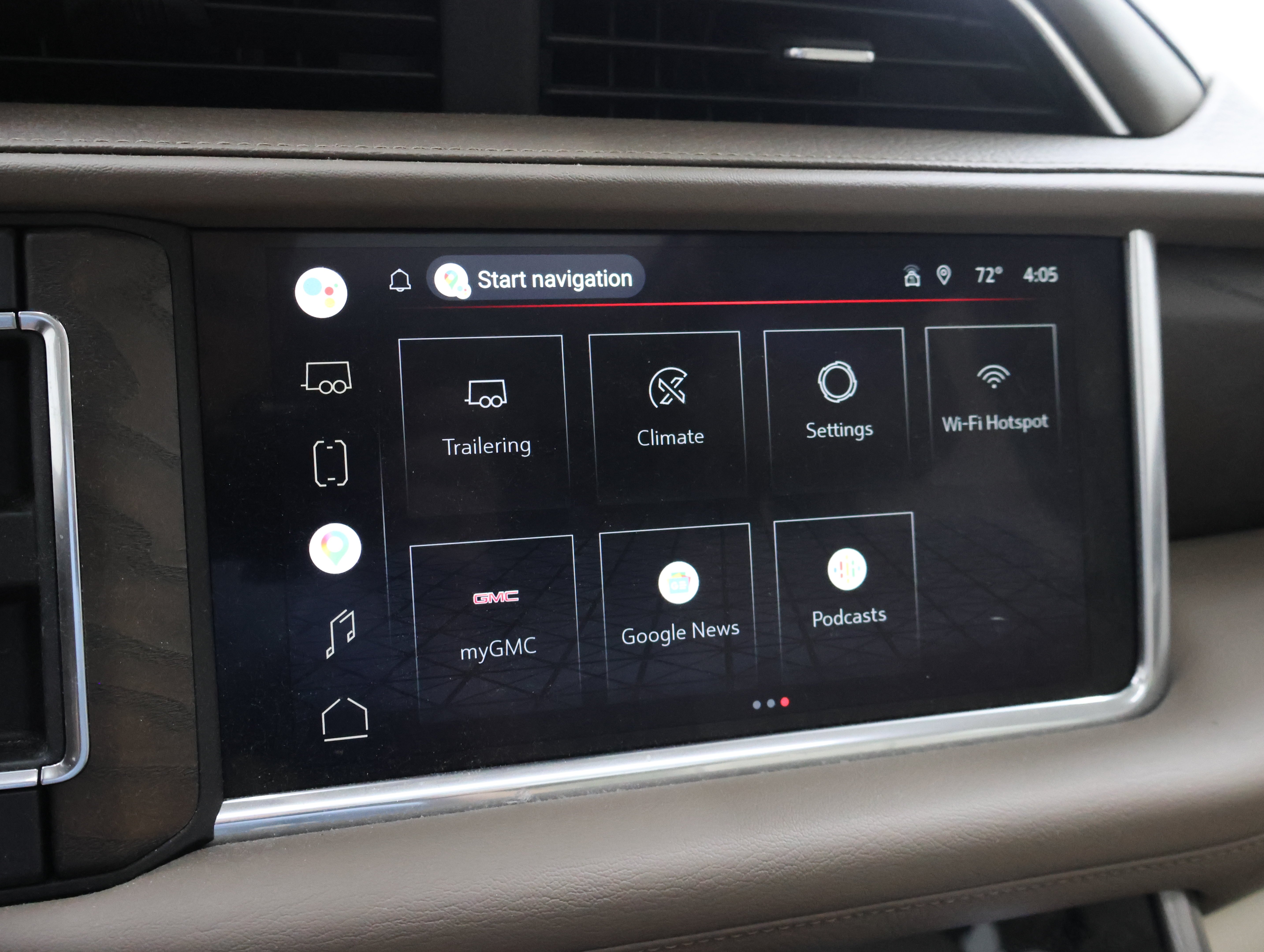 Used 2022 Redwood Metallic GMC Denali image 56