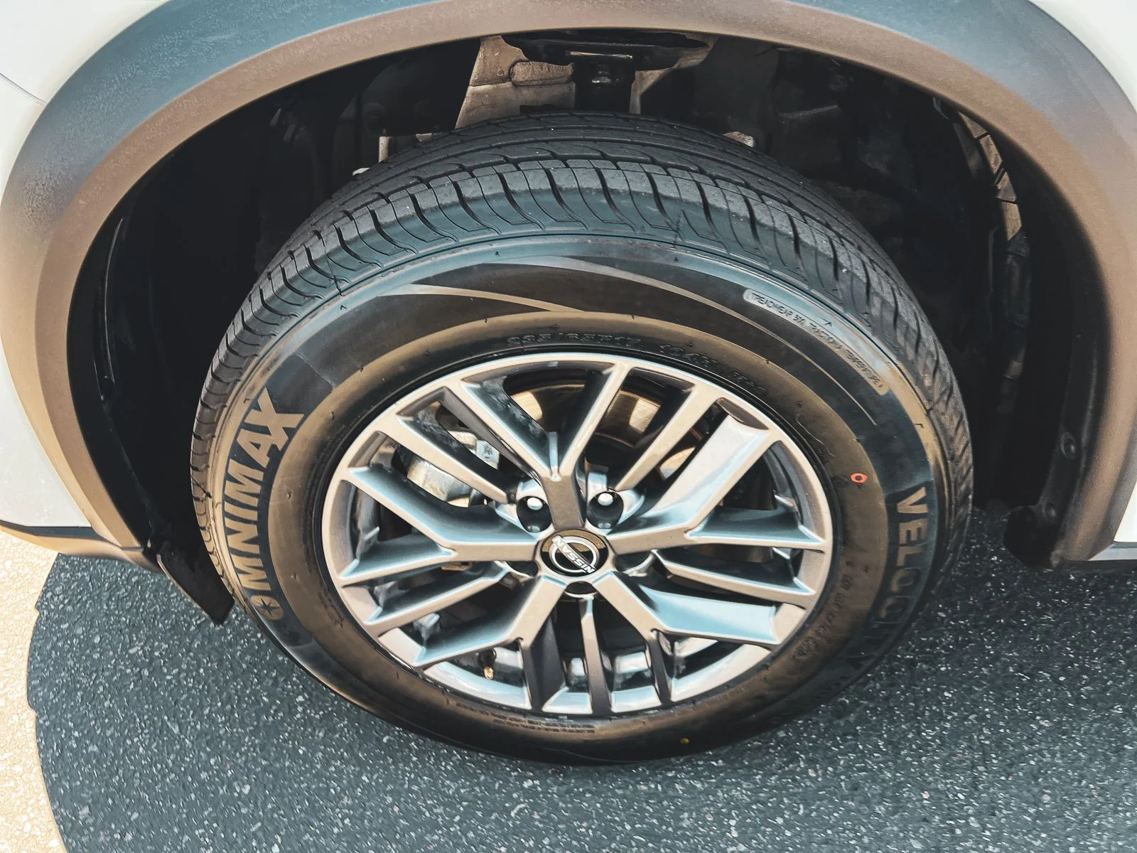 2024 Nissan Rogue S - Photo 12