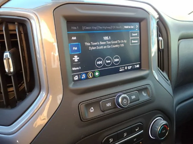 Used 2023 BLACK Chevrolet Custom image 21