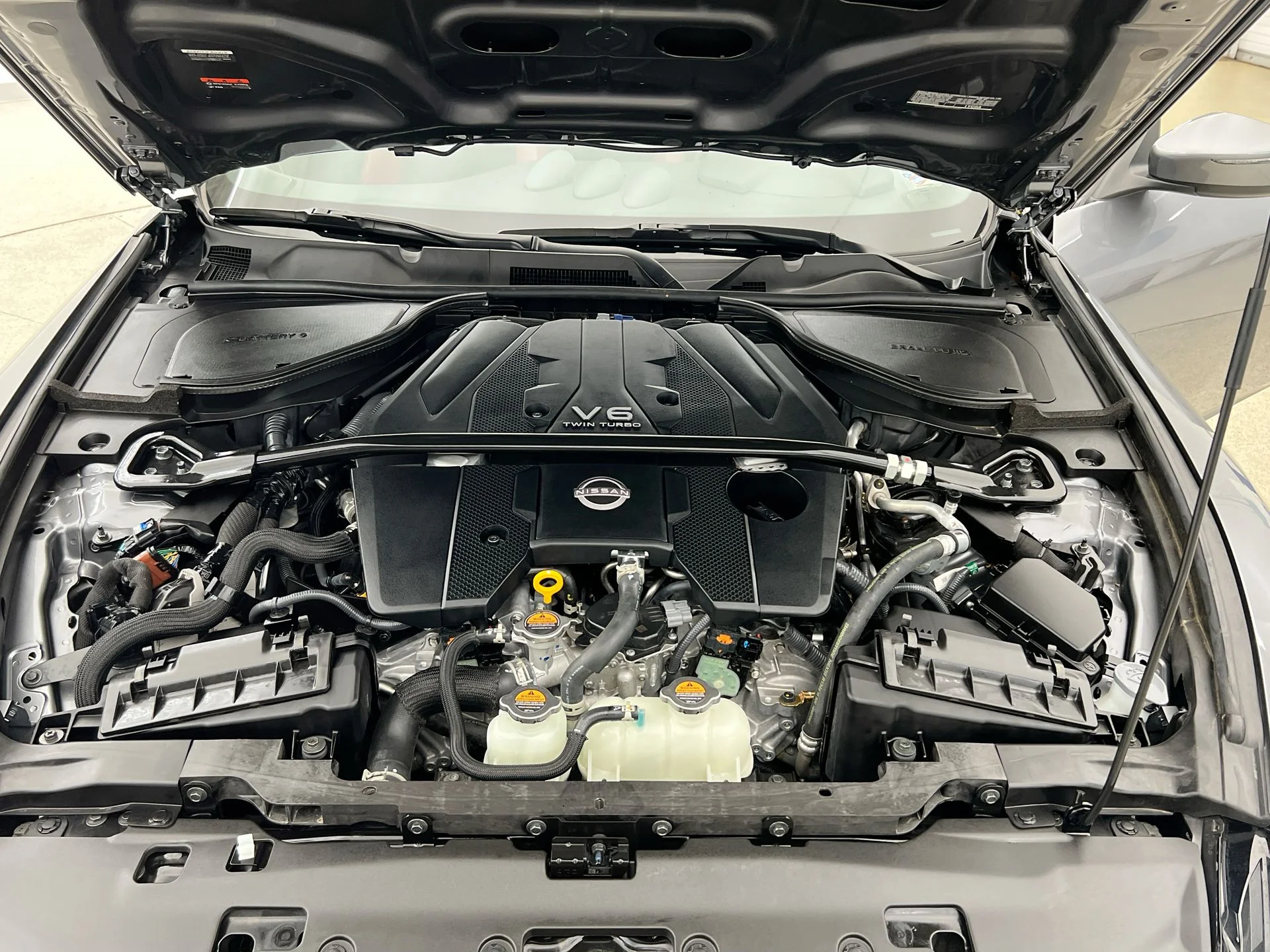 Used 2025 Gray Nissan Performance image 34