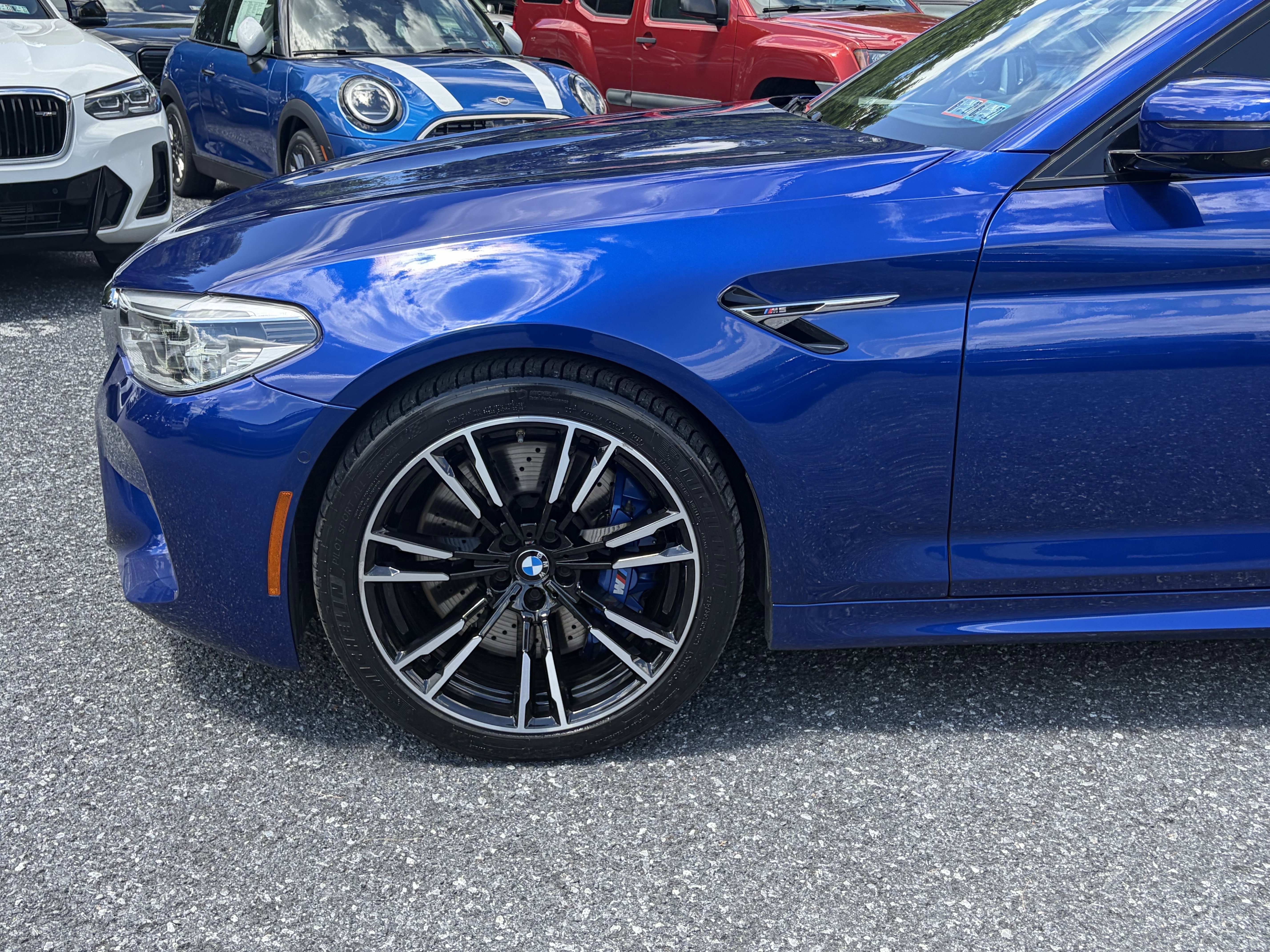 Used 2018 MARINA BAY BLUE M BMW Base image 4