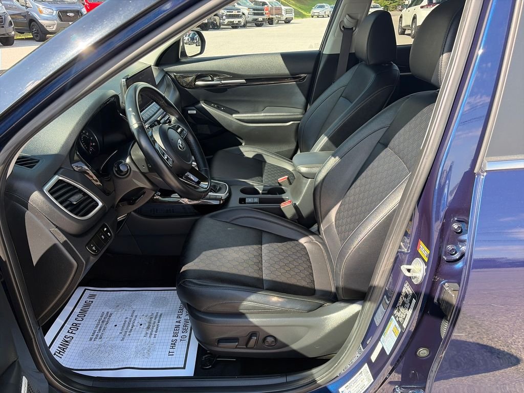Used 2021 Blue Kia SX image 10