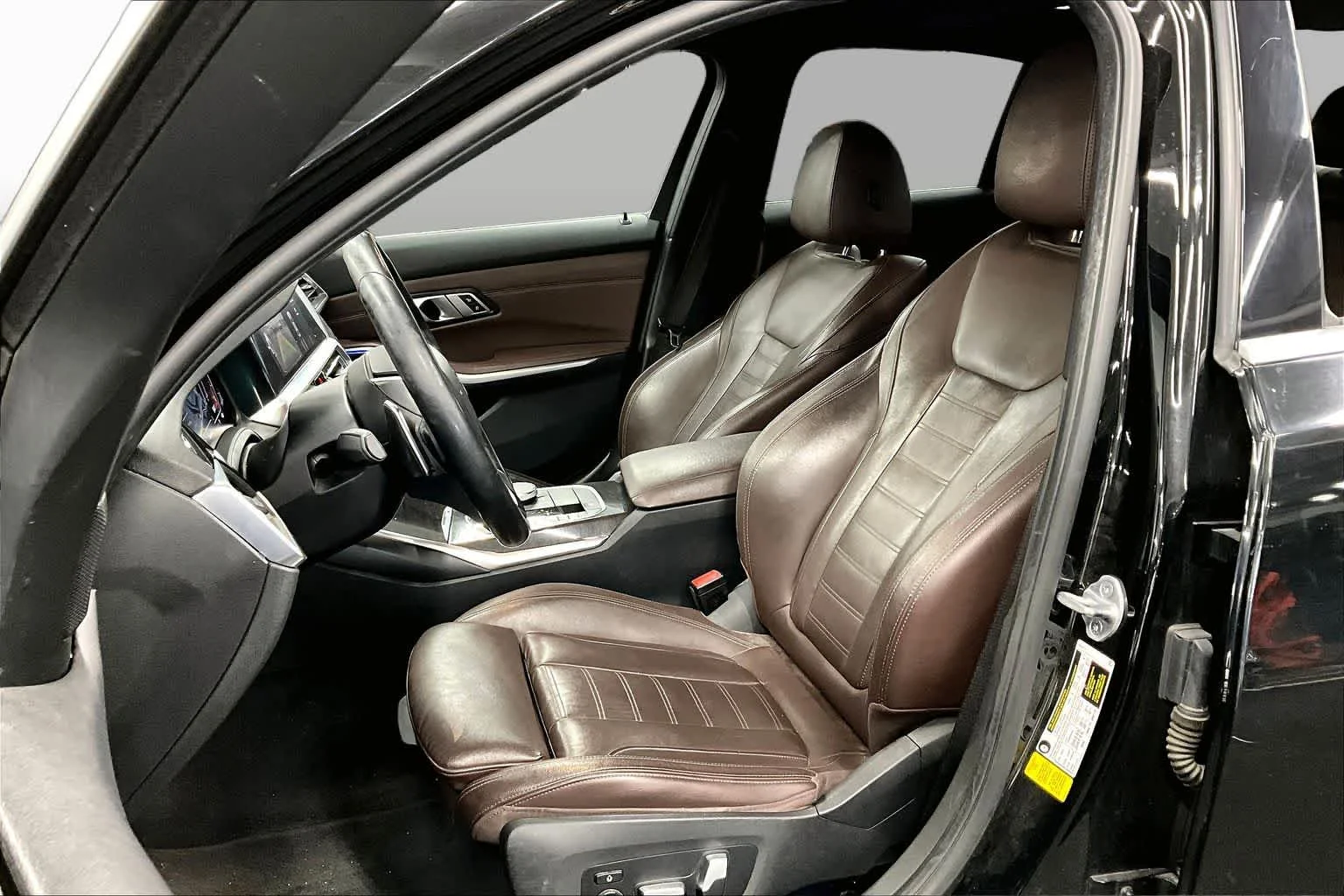 Used 2019 Jet Black BMW 330i image 7